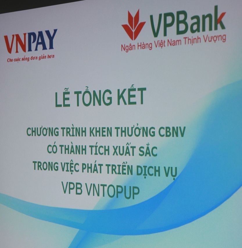 VNPAY trao thưởng cán bộ VPBank phát triển xuất sắc dịch vụ VPB VnTopup
